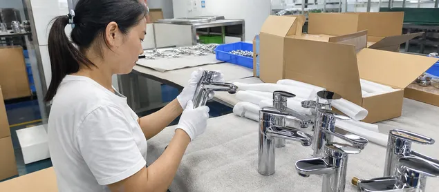 Finish quality inspection on bathroom sink faucets before dispatch