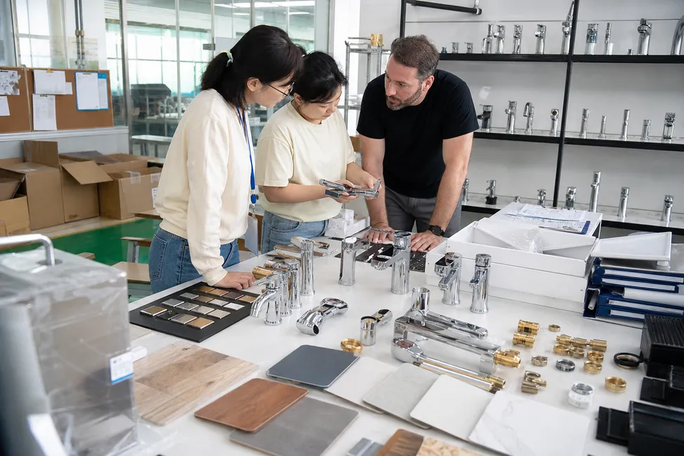 OEM and ODM bathroom faucet supply for overseas manufacturers and vanity makers