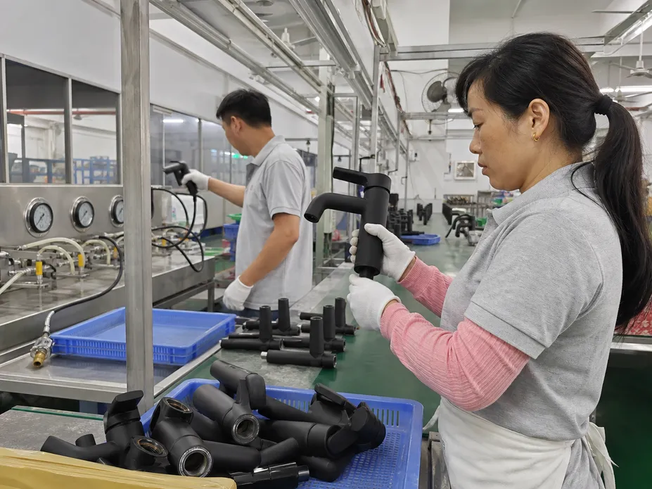 Matte black bathroom faucet factory quality control inspection line