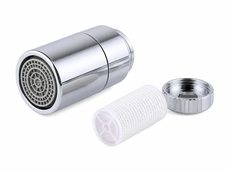 Filter faucet aerator with replaceable filter element — brass housing, chrome finish