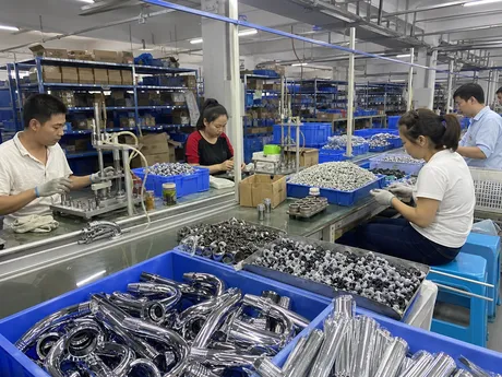 Wfaucet aerator manufacturing facility — integrated faucet and aerator production line