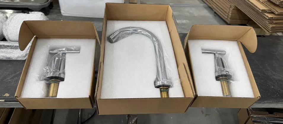 Widespread two-handle kitchen faucet three-piece packaging components