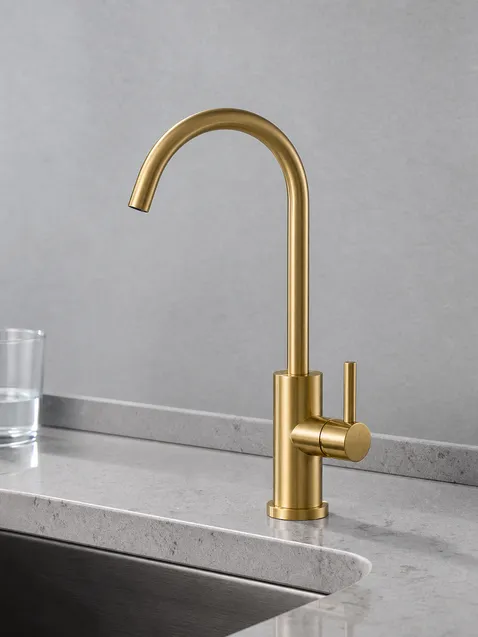 PVD gold finish drinking water faucet with 0.3–0.5 μm coating thickness