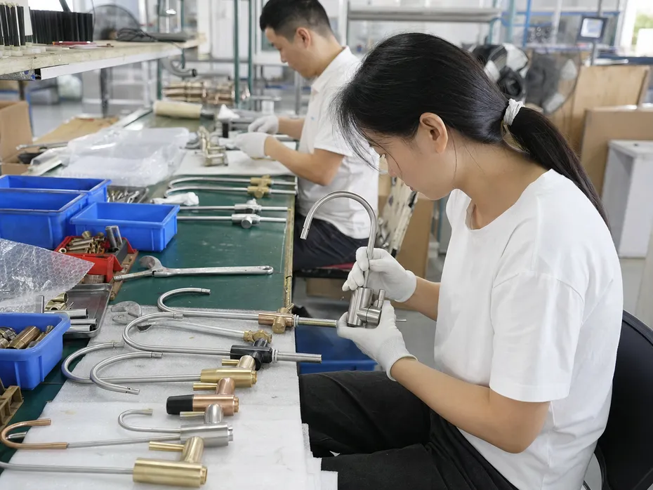 OEM private label RO faucet production and customization