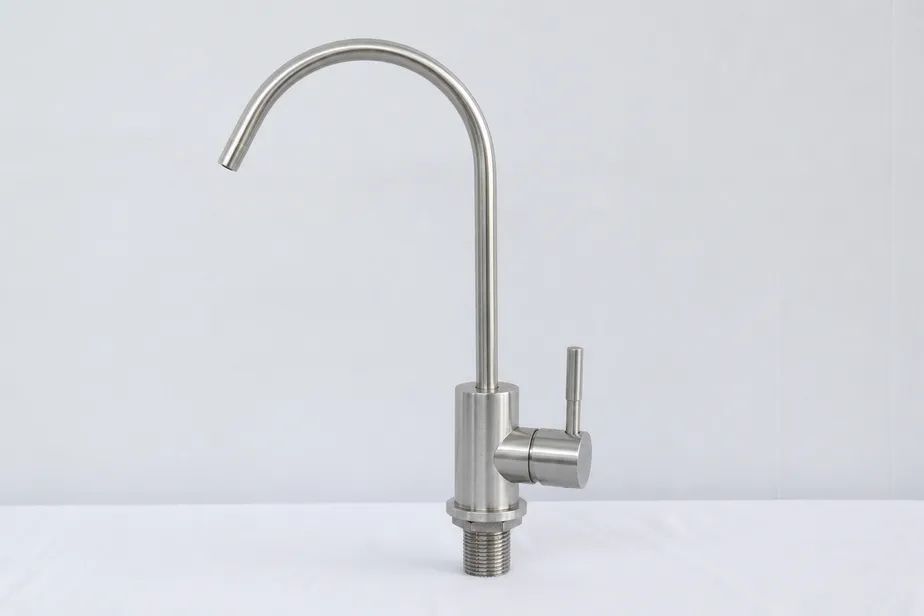 304 stainless steel water filter faucet with brushed mechanical finish — no plating